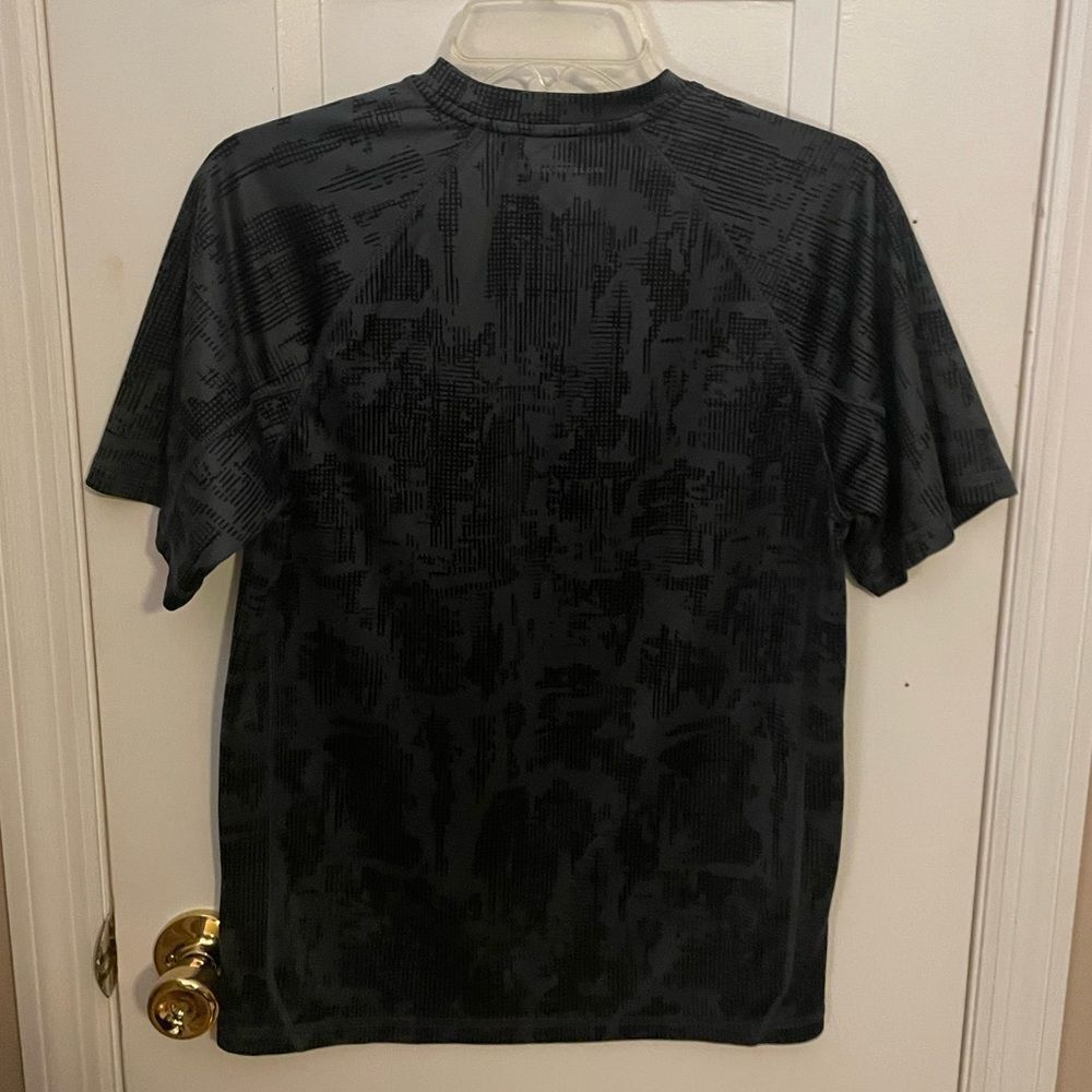 SOLD Champion | dark gray, athletic short, sleeved, tee shirt - Picture 2 of 2